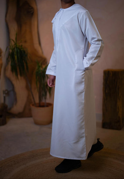 Arctic White Omani Thobe